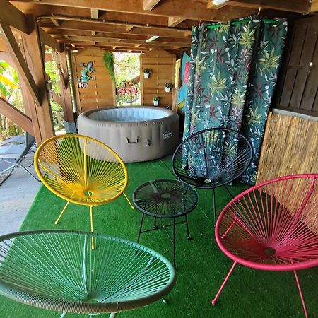 Gite 4 Etoiles, La Vieille Sucrerie St Claude Guadeloupe, Jacuzzi Spa Privatif, Vue Exceptionnelle Sur La Mer Des Caraibes 巴斯特尔 外观 照片