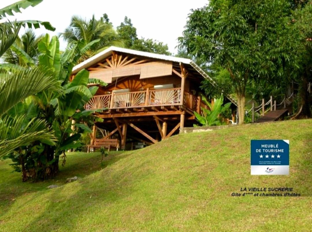 Gite 4 Etoiles, La Vieille Sucrerie St Claude Guadeloupe, Jacuzzi Spa Privatif, Vue Exceptionnelle Sur La Mer Des Caraibes 巴斯特尔 外观 照片