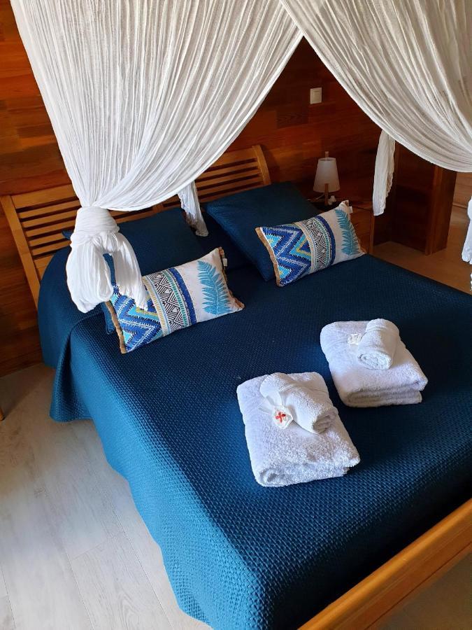 Gite 4 Etoiles, La Vieille Sucrerie St Claude Guadeloupe, Jacuzzi Spa Privatif, Vue Exceptionnelle Sur La Mer Des Caraibes 巴斯特尔 外观 照片