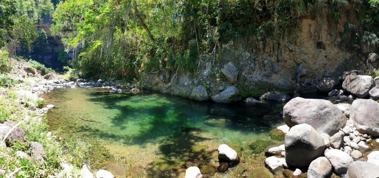 Gite 4 Etoiles, La Vieille Sucrerie St Claude Guadeloupe, Jacuzzi Spa Privatif, Vue Exceptionnelle Sur La Mer Des Caraibes 巴斯特尔 外观 照片